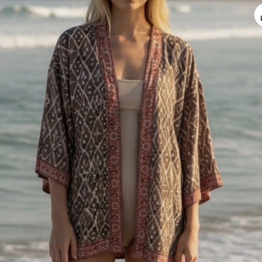 Feathers by Tolani Evereve Karma Global Wrap Open Kimono topper Jacket Boho  O/S